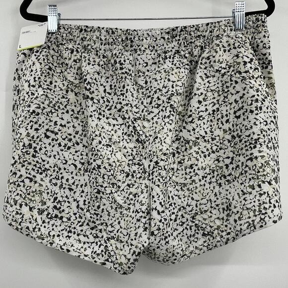 Old Navy Active Go Dry Flecked Shorts NEW Large Black Green Gray - Picture 2 of 10